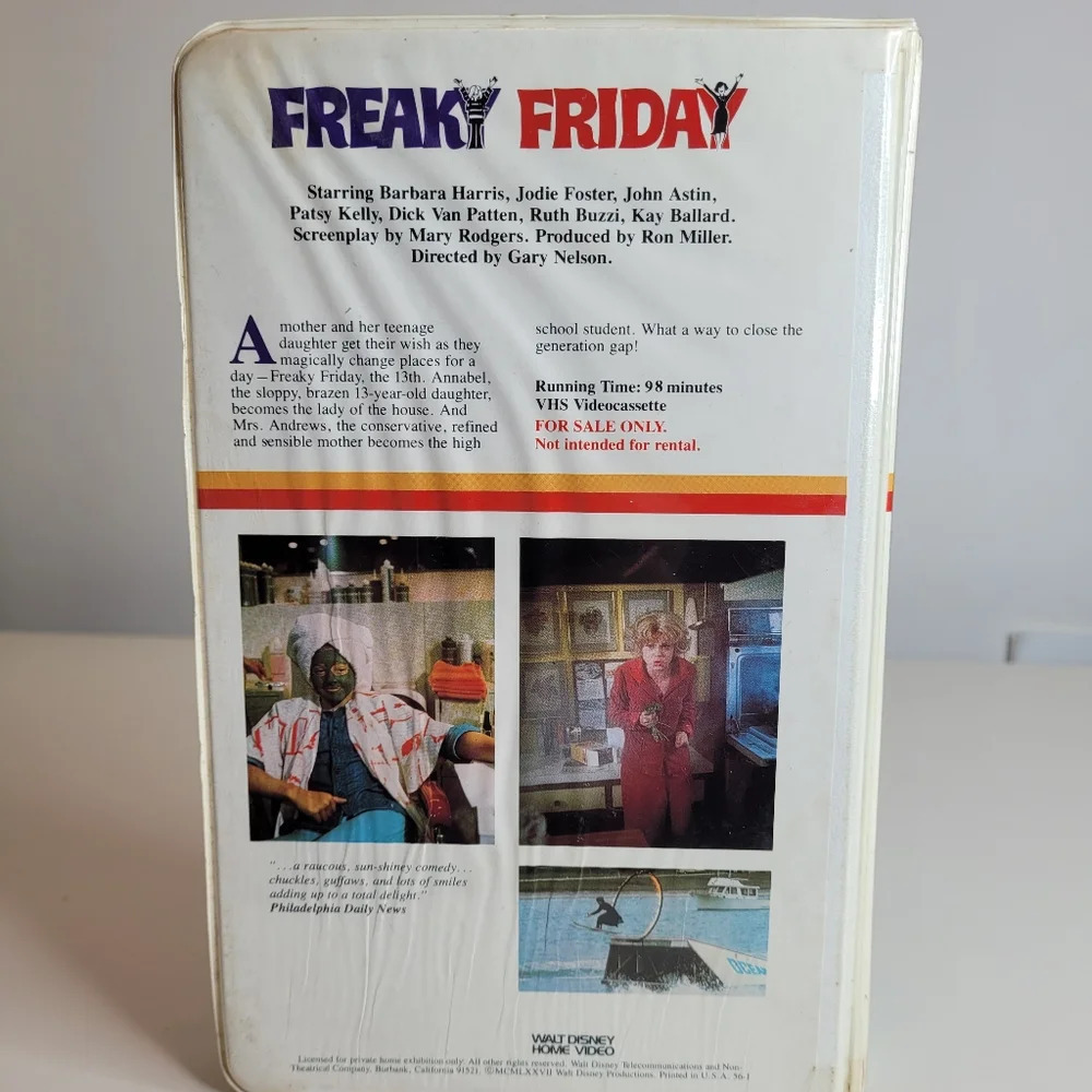 Walt Disney Original 1976 Freaky Friday First Edition VHS Movie White Clamshell - Picture 2 of 3